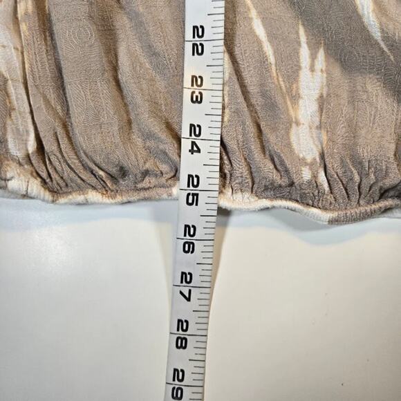 Knox Rose Tie Dye Top Size Medium Tan Faux Wrap Bohemian Neutral Preppy Peasant - Picture 8 of 9